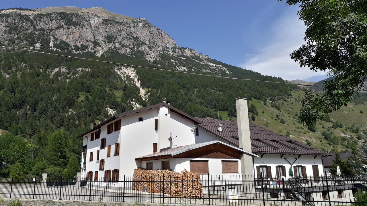 Hotel Roburent Argentera Exterior photo